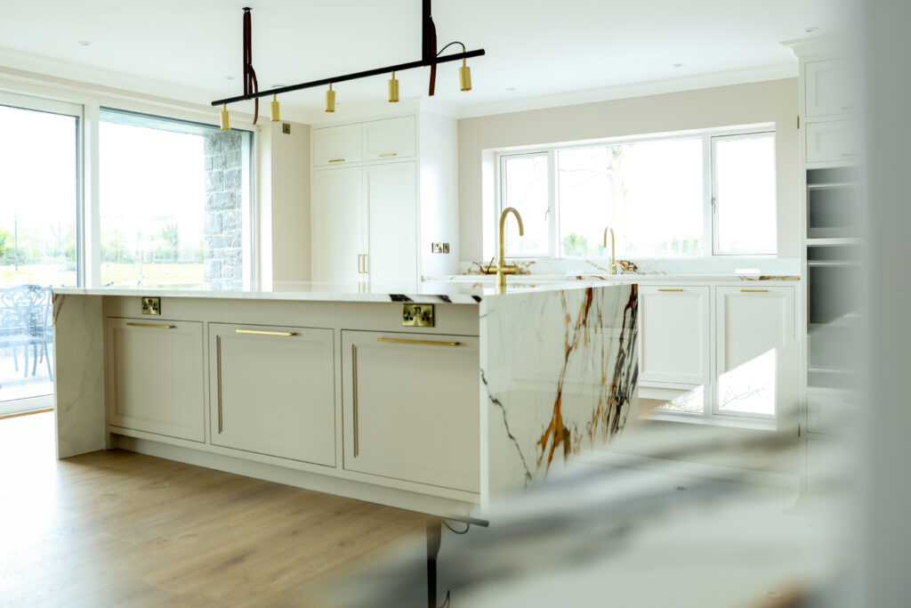 White/Gold Kitchen